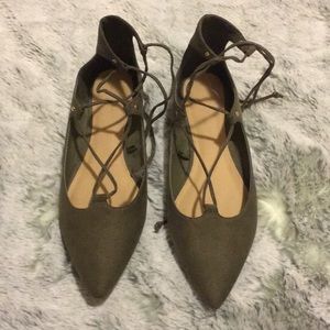 Old Navy lace up flats